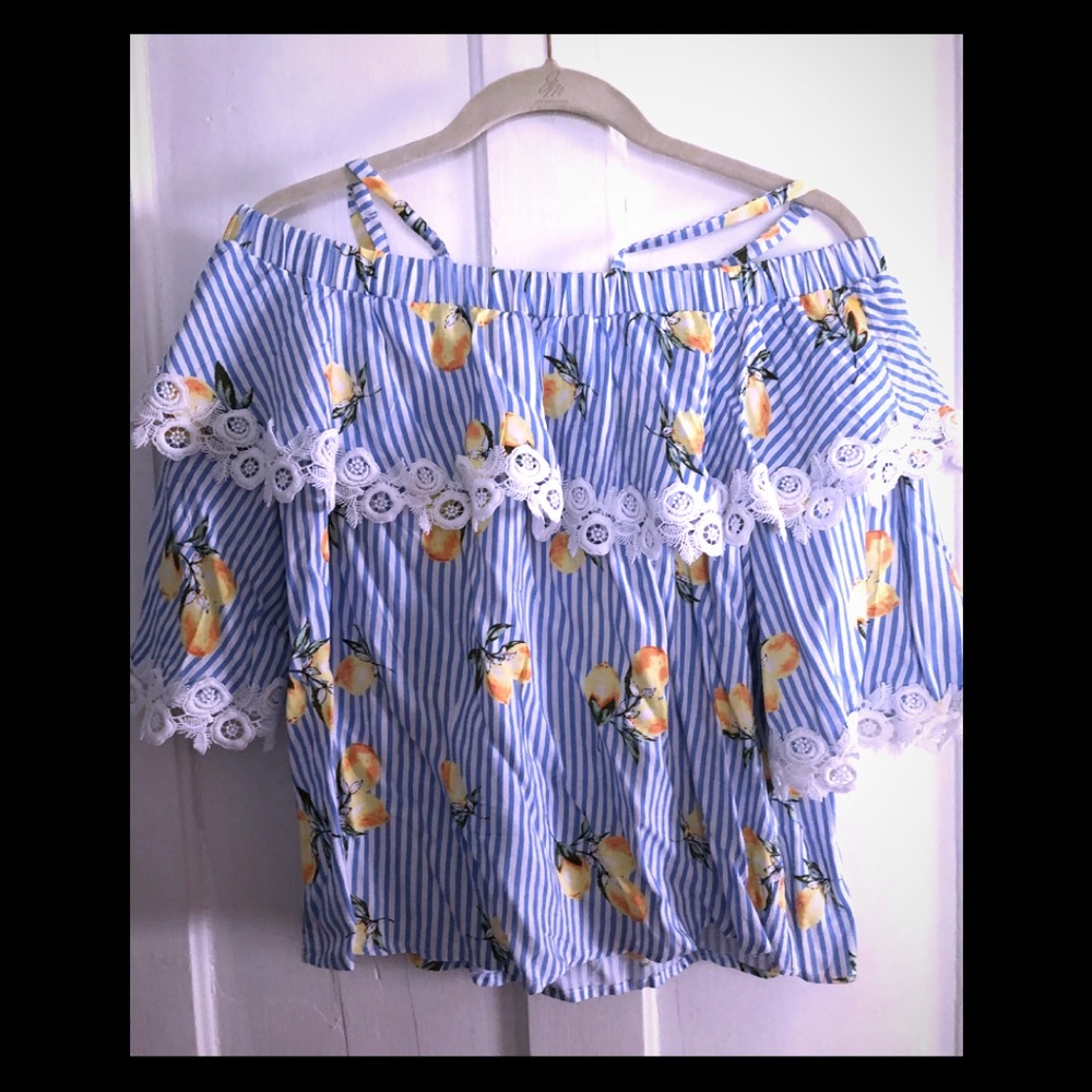 NWOT Off the shoulder pin stripe top